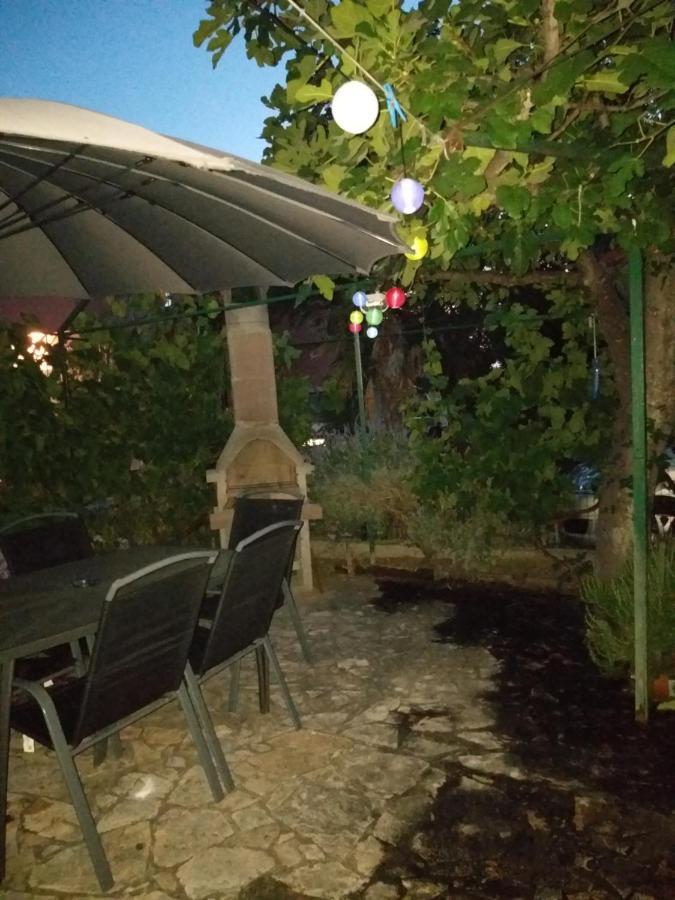 Apartman Zvoncica Vrsi Exteriör bild